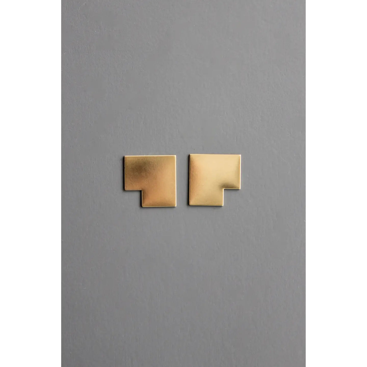 L Shaped Posts image 1