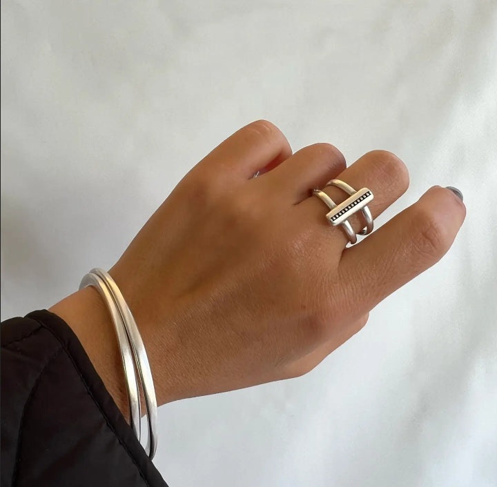 The Two-Connected Bands image 0