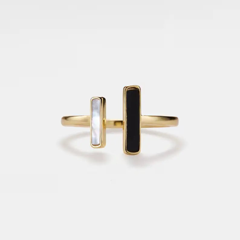 Mother of Pearl Agate Statement Ring image 0